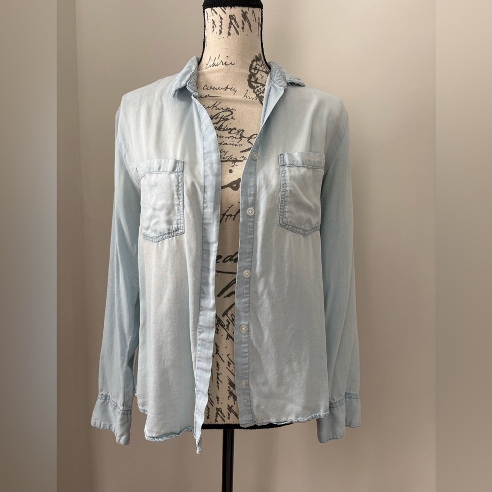 Thread & Supply Sky Blue Casual Shirt Small